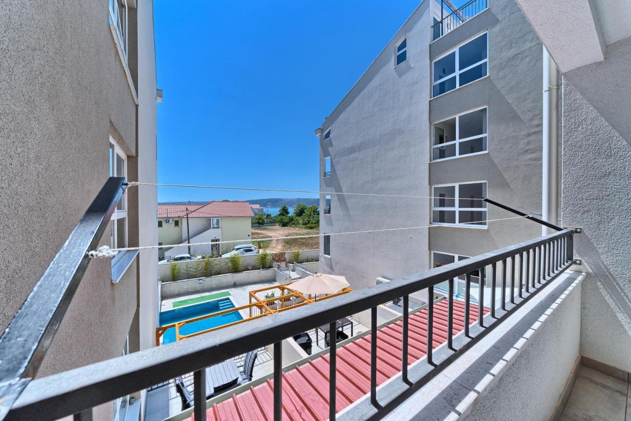Modern Apartments With Sea View 150 Meters To Beach Kaštela Exterior foto